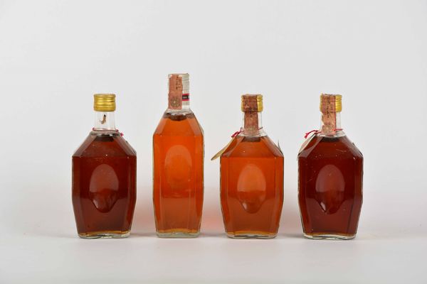 Stewarts, Scotch Whisky  - Asta Whisky & Co. - Associazione Nazionale - Case d'Asta italiane