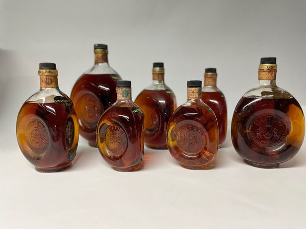 Vecchia Romagna, Etichetta Nera  - Asta Whisky & Co. - Associazione Nazionale - Case d'Asta italiane