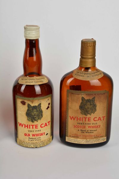 Whyte Mckais, White Cat, Scotch Whisky  - Asta Whisky & Co. - Associazione Nazionale - Case d'Asta italiane