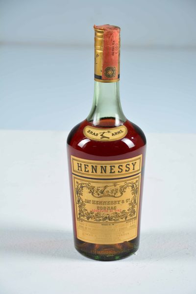 Cognac, Hennessy Bras Arme  - Asta Whisky & Co. - Associazione Nazionale - Case d'Asta italiane