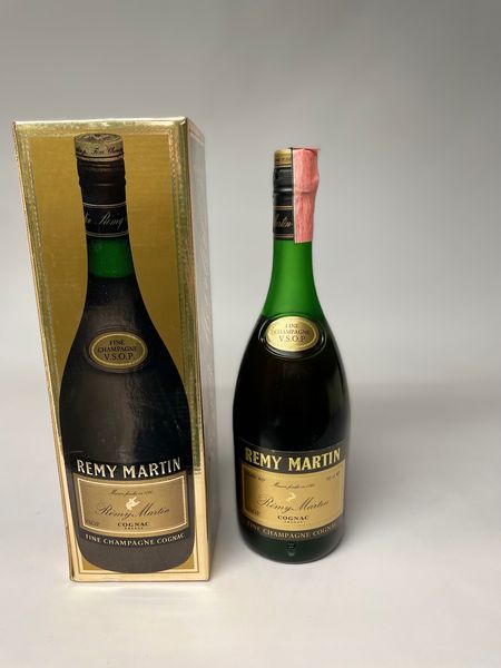 Cognac, Remy Martin V.S.O.P.  - Asta Whisky & Co. - Associazione Nazionale - Case d'Asta italiane