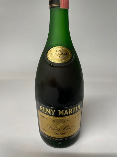 Cognac, Remy Martin V.S.O.P.  - Asta Whisky & Co. - Associazione Nazionale - Case d'Asta italiane