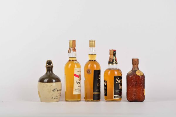 Fauchon, Royal Deeside, Scots Emblem, Scoth N.10, Sandy Mac, Scotch Whisky  - Asta Whisky & Co. - Associazione Nazionale - Case d'Asta italiane