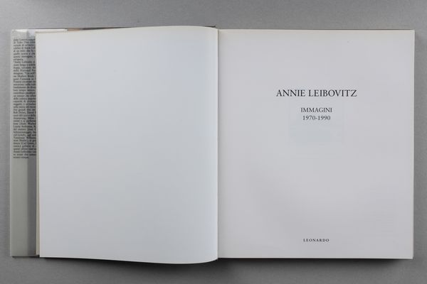 Annie Leibovitz : Annie Leibovitz. Immagini 1970-1990  - Asta Libri d'Artista e Cataloghi d'Arte - Associazione Nazionale - Case d'Asta italiane