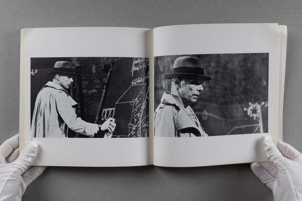 ARTISTI VARI : Beuys Burri  - Asta Libri d'Artista e Cataloghi d'Arte - Associazione Nazionale - Case d'Asta italiane