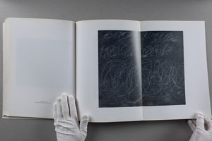 Cy Twombly : Cy Twombly. Paintings. Work on paper. Sculpture  - Asta Libri d'Artista e Cataloghi d'Arte - Associazione Nazionale - Case d'Asta italiane