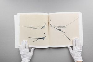 MARIA LAI : Tenendo per mano il sole  - Asta Libri d'Artista e Cataloghi d'Arte - Associazione Nazionale - Case d'Asta italiane