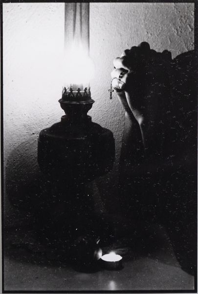 CUSIMANO MARIO : Lotto composto da n. 6 fotografie. Ascolta uomo.  - Asta Asta 399 | GRAFICA MODERNA, FOTOGRAFIA E MULTIPLI D'AUTORE Online - Associazione Nazionale - Case d'Asta italiane