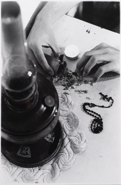 CUSIMANO MARIO : Lotto composto da n. 6 fotografie. Ascolta uomo.  - Asta Asta 399 | GRAFICA MODERNA, FOTOGRAFIA E MULTIPLI D'AUTORE Online - Associazione Nazionale - Case d'Asta italiane