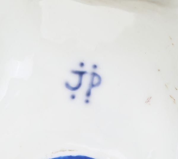 Orologio da tavolo in porcellana policroma, Jacob Petit, XIX secolo  - Asta Antiquariato - Mobili, Tappeti, Sculture e Oggetti d'Arte - Associazione Nazionale - Case d'Asta italiane