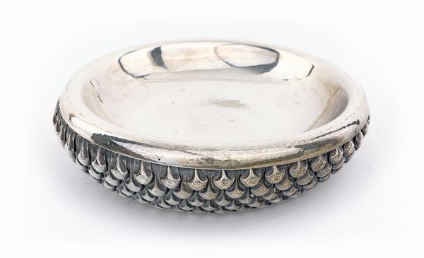 Centrotavola in legno rivestito in argento 925, argentiere G. Vavassori Milano  - Asta Argenti Antichi e da Collezione - Associazione Nazionale - Case d'Asta italiane