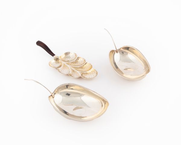 Tre piccole antipastiere  - Asta Argenti Antichi e da Collezione - Associazione Nazionale - Case d'Asta italiane