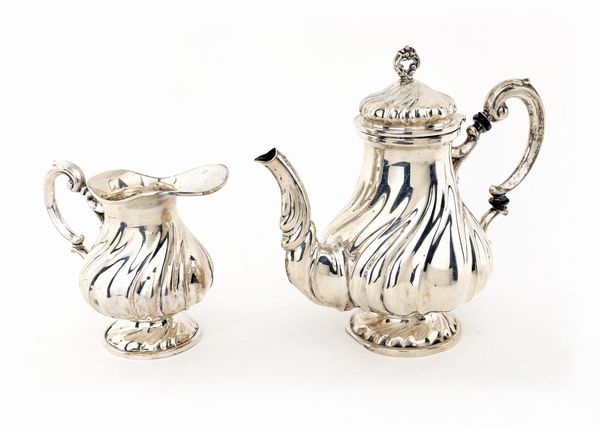 Teiera e lattiera  - Asta Argenti Antichi e da Collezione - Associazione Nazionale - Case d'Asta italiane