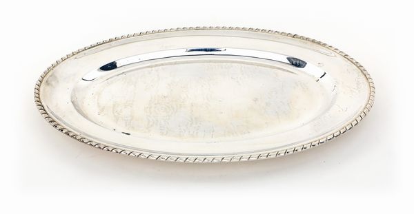 Piatto ovale  - Asta Argenti Antichi e da Collezione - Associazione Nazionale - Case d'Asta italiane