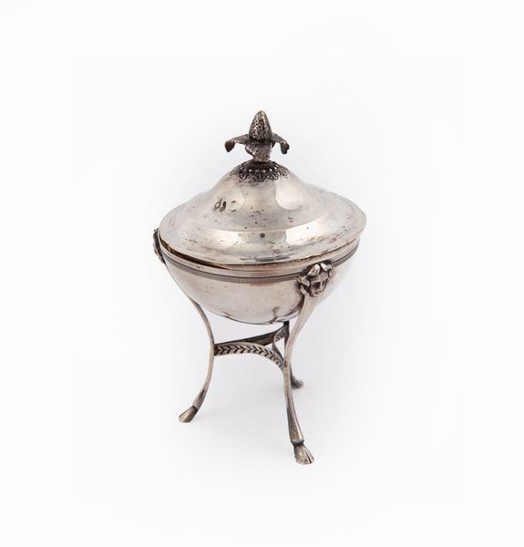 Zuccheriera in argento con coperchio  - Asta Argenti Antichi e da Collezione - Associazione Nazionale - Case d'Asta italiane