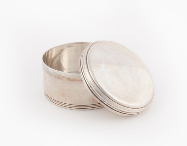 Scatola in argento sterling, Massoni, Roma  - Asta Argenti Antichi e da Collezione - Associazione Nazionale - Case d'Asta italiane