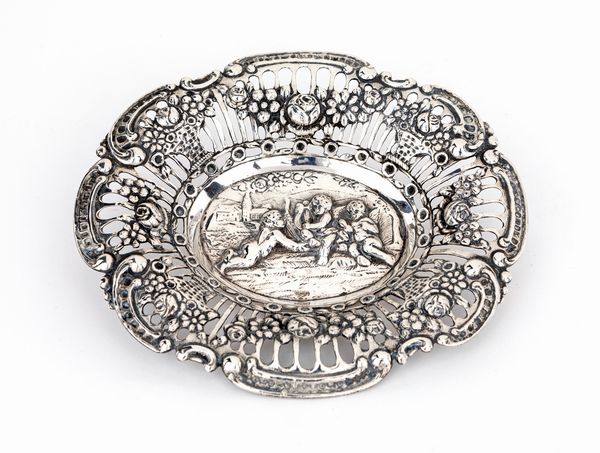 Cestino in argento 800/1000, Germania, fine del XIX secolo  - Asta Argenti Antichi e da Collezione - Associazione Nazionale - Case d'Asta italiane