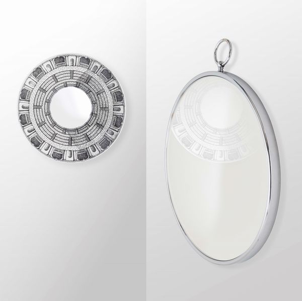 FORNASETTI : Due specchi corredati da scatole originali.  - Asta Design200 - Associazione Nazionale - Case d'Asta italiane