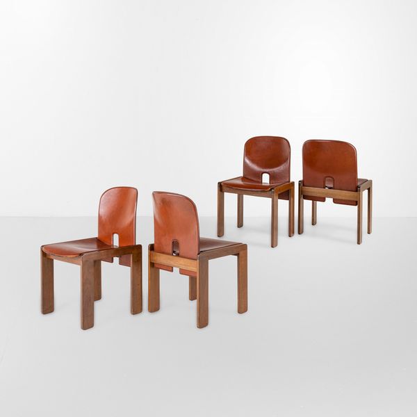 AFRA E TOBIA SCARPA : Quattro sedie mod. 121  - Asta Design200 - Associazione Nazionale - Case d'Asta italiane
