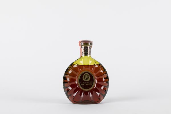 FRANCIA : Remy Martin Centaure XO  - Asta Vini e Distillati - Associazione Nazionale - Case d'Asta italiane