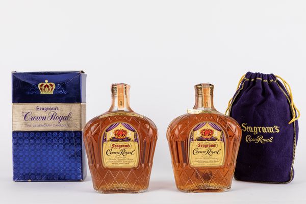 Canada : Seagram's Crown Royal (2 BT)  - Asta Vini e Distillati - Associazione Nazionale - Case d'Asta italiane