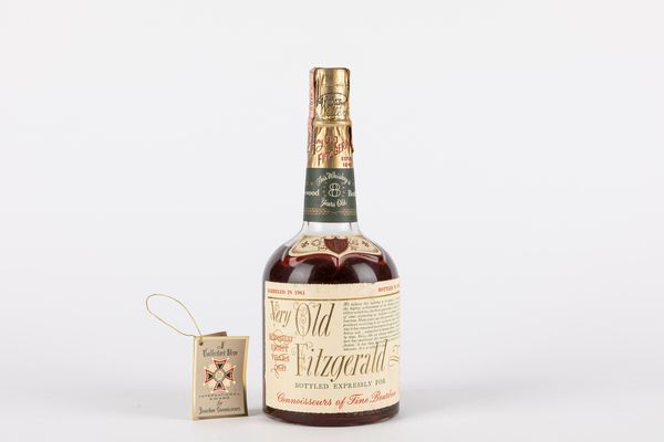 USA : Very Old Fitzgerald Bottled in Bond 8 YO (Stitzel-Weller)  - Asta Vini e Distillati - Associazione Nazionale - Case d'Asta italiane