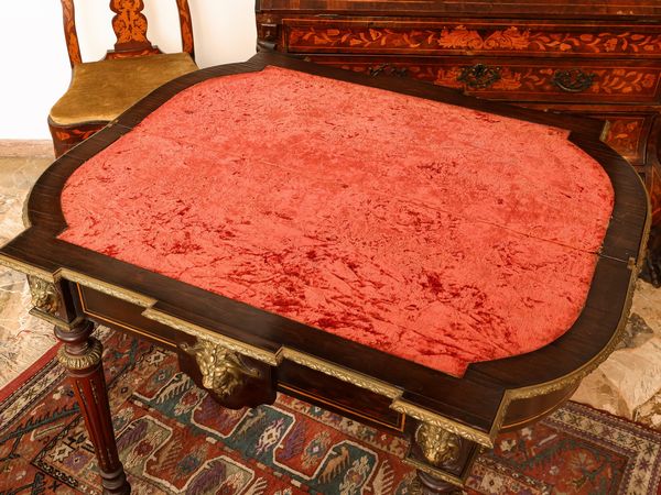 Tavolino da gioco in legno ebanizzato  - Asta L'Arte di Arredare - Associazione Nazionale - Case d'Asta italiane