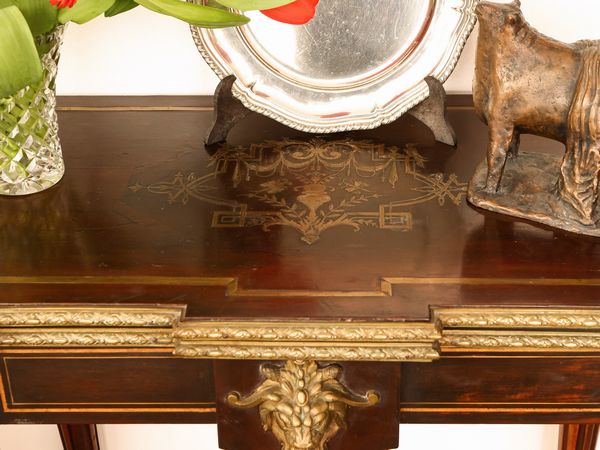 Tavolino da gioco in legno ebanizzato  - Asta L'Arte di Arredare - Associazione Nazionale - Case d'Asta italiane