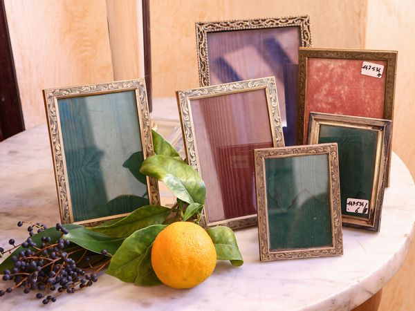 Sei cornici portaritratti in argento  - Asta L'Arte di Arredare - Associazione Nazionale - Case d'Asta italiane