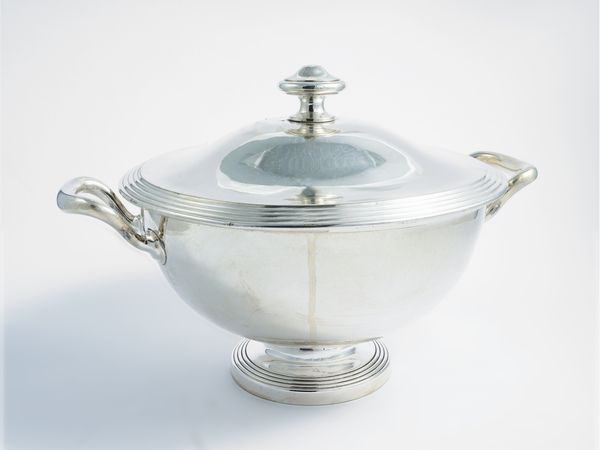 Zuppiera in metallo argentato Christofle  - Asta L'Arte di Arredare - Associazione Nazionale - Case d'Asta italiane