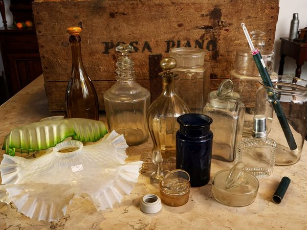 Lotto di oggetti in vetro d'epoca  - Asta L'Arte di Arredare - Associazione Nazionale - Case d'Asta italiane