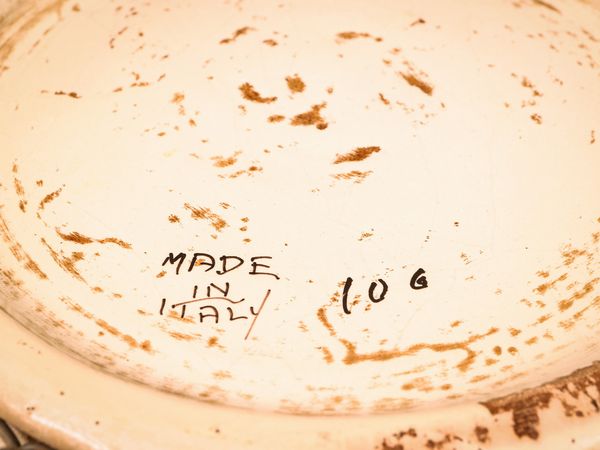 Coppia di piatti da parata in terraglia  - Asta L'Arte di Arredare - Associazione Nazionale - Case d'Asta italiane