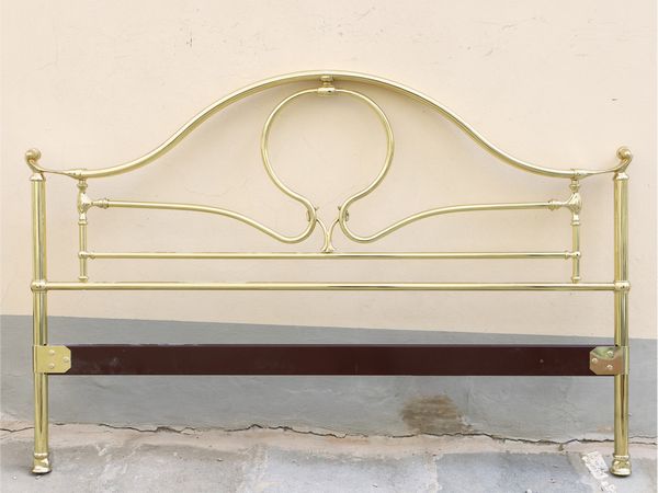 Testiera per letto matrimoniale in ottone  - Asta L'Arte di Arredare - Associazione Nazionale - Case d'Asta italiane