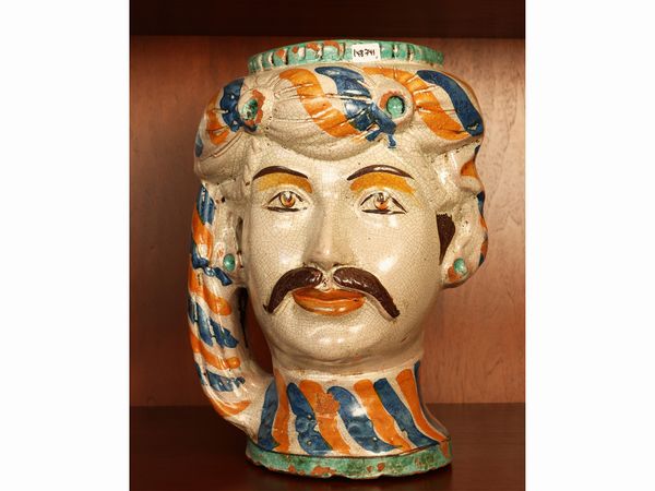 Grande vaso antropomorfo  - Asta L'Arte di Arredare - Associazione Nazionale - Case d'Asta italiane