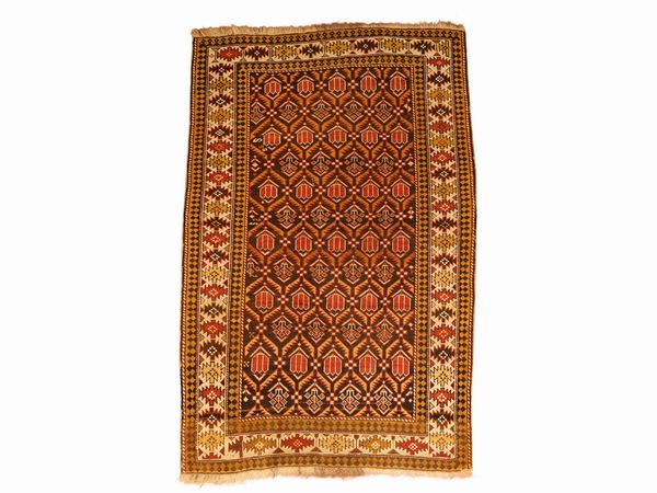 Tappeto caucasico  - Asta L'Arte di Arredare - Associazione Nazionale - Case d'Asta italiane