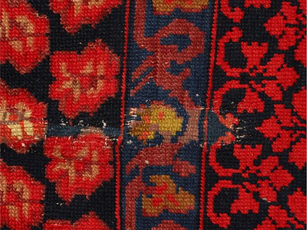 Tappeto caucasico di vecchia manifattura  - Asta L'Arte di Arredare - Associazione Nazionale - Case d'Asta italiane