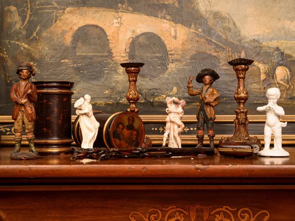 Gruppo di curiosit�  - Asta L'Arte di Arredare - Associazione Nazionale - Case d'Asta italiane