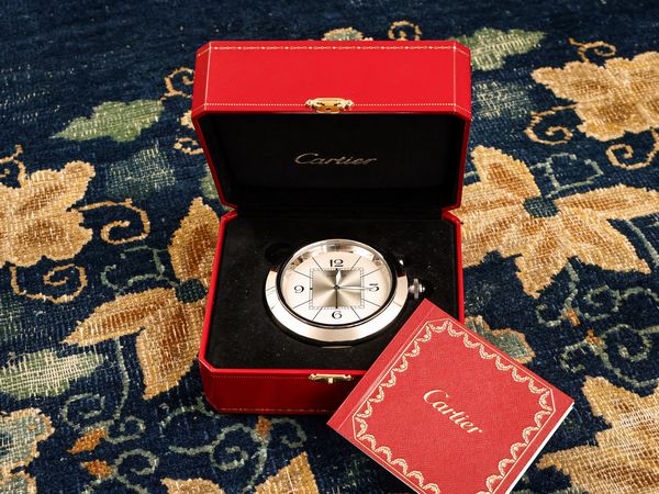 Orologio da tavolo Pacha, Cartier  - Asta L'Arte di Arredare - Associazione Nazionale - Case d'Asta italiane