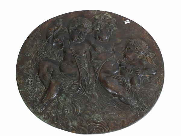 Placca decorativa in bronzo  - Asta L'Arte di Arredare - Associazione Nazionale - Case d'Asta italiane