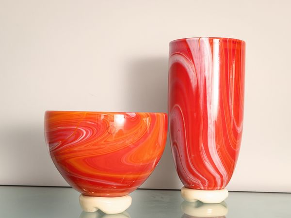Due vasi in pasta di vetro tipo calcedonio  - Asta L'Arte di Arredare - Associazione Nazionale - Case d'Asta italiane