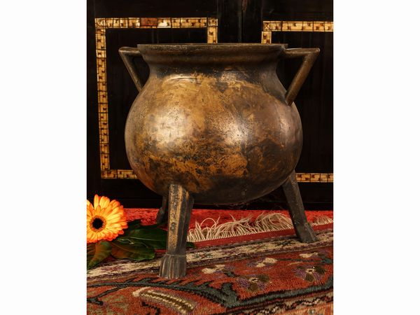 Antico braciere in bronzo  - Asta L'Arte di Arredare - Associazione Nazionale - Case d'Asta italiane