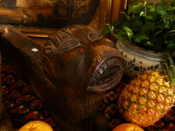 Coppia di mensoloni in noce  - Asta L'Arte di Arredare - Associazione Nazionale - Case d'Asta italiane