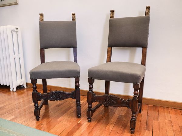 Coppia di seggioloni in noce  - Asta L'Arte di Arredare - Associazione Nazionale - Case d'Asta italiane