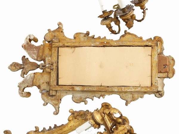 Coppia di ventole in legno intagliato e dorato  - Asta L'Arte di Arredare - Associazione Nazionale - Case d'Asta italiane