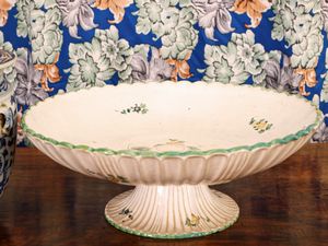 Grande alzata in ceramica Zaccagnini  - Asta L'Arte di Arredare - Associazione Nazionale - Case d'Asta italiane
