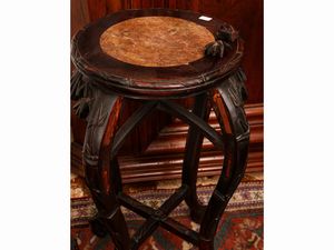 Vaso a balaustro in porcellana, Imari  - Asta L'Arte di Arredare - Associazione Nazionale - Case d'Asta italiane