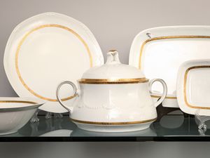 Servizio di piatti in porcellana tedesca  - Asta L'Arte di Arredare - Associazione Nazionale - Case d'Asta italiane