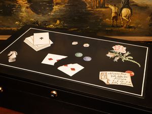 Grande cofanetto per collezioni in legno ebanizzato e scagliola  - Asta L'Arte di Arredare - Associazione Nazionale - Case d'Asta italiane