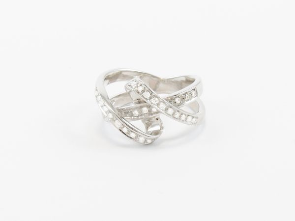 Anello in oro bianco con diamanti  - Asta Gioielli e orologi - Associazione Nazionale - Case d'Asta italiane