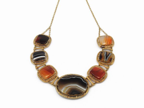 Collana in oro giallo con agate  - Asta Gioielli e orologi - Associazione Nazionale - Case d'Asta italiane